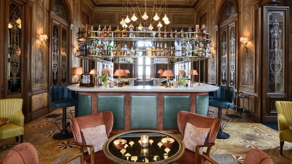 The Best Hotels in Istanbul, From Bosphorus Palaces to Intimate Boutiques The Best Hotels in Istanbul, From Bosphorus Palaces to Intimate Boutiques