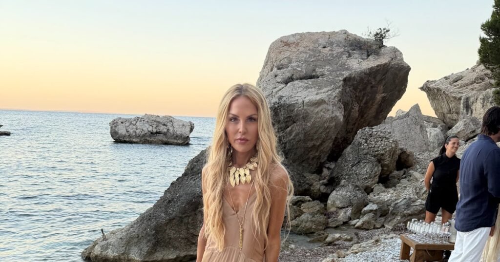 The Travels Essentials Rachel Zoe Always Packs For Her Getaways