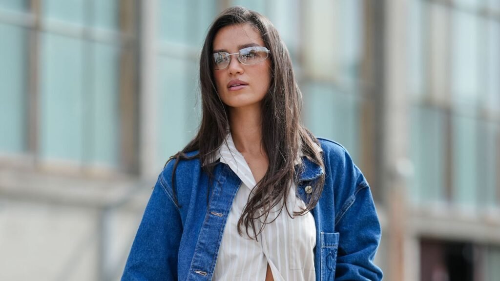 7 Different Types of Button-Down Shirts That’ll Instantly Elevate Jeans This Fall