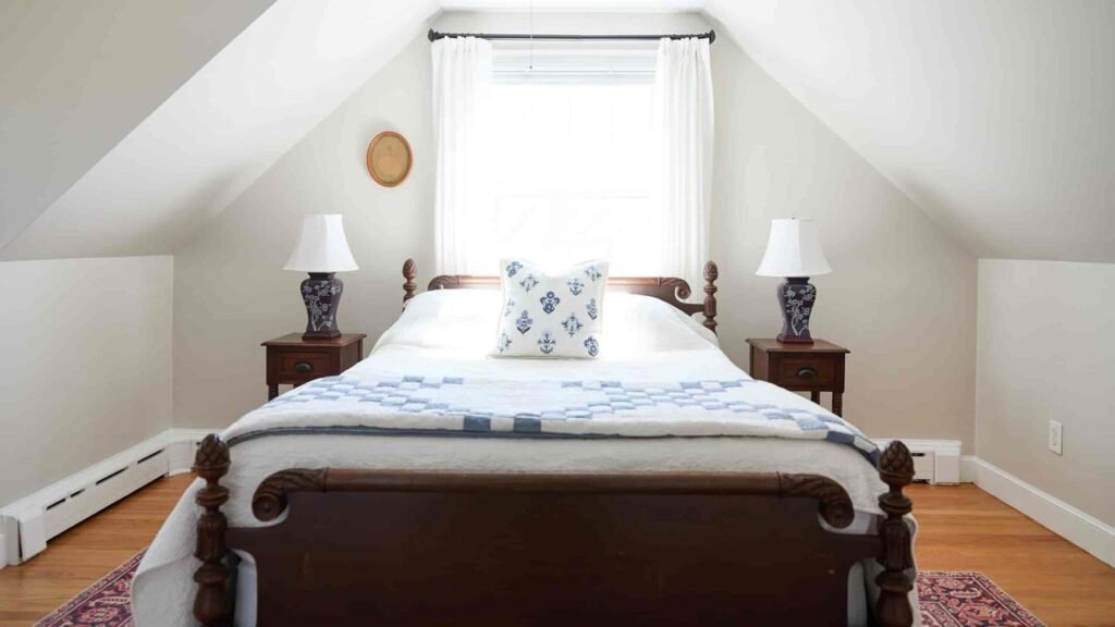 7 Newport Airbnbs for a Last-Minute East Coast Summer Getaway 7 Newport Airbnbs for a Last-Minute East Coast Summer Getaway