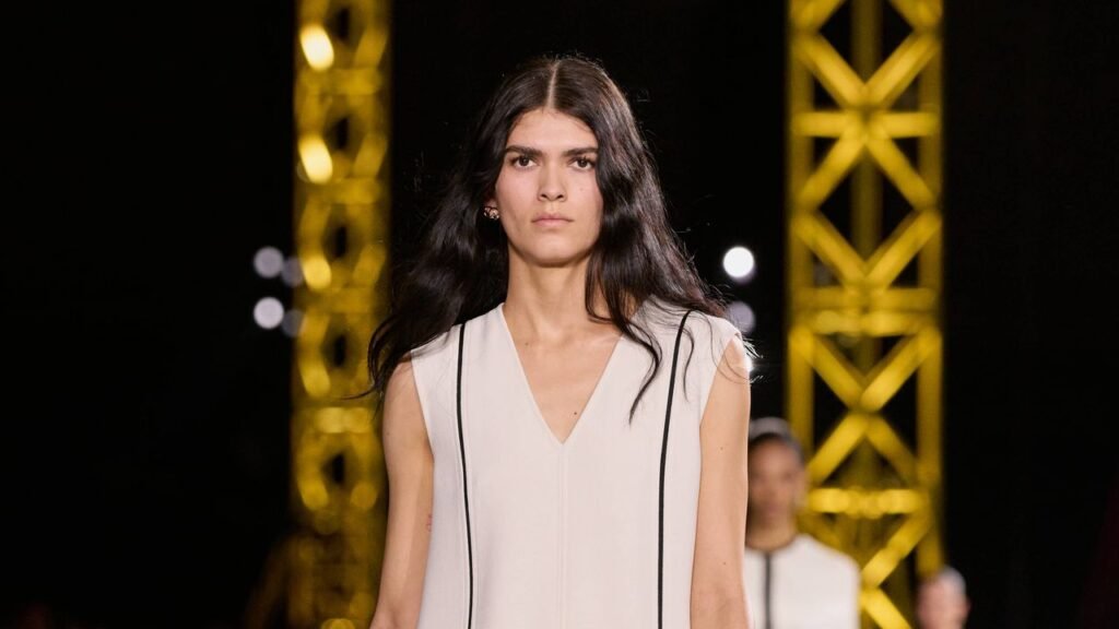 9 Fall Fashion Must-Haves Vogue Editors Are Shopping 9 Fall Fashion Must-Haves Vogue Editors Are Shopping