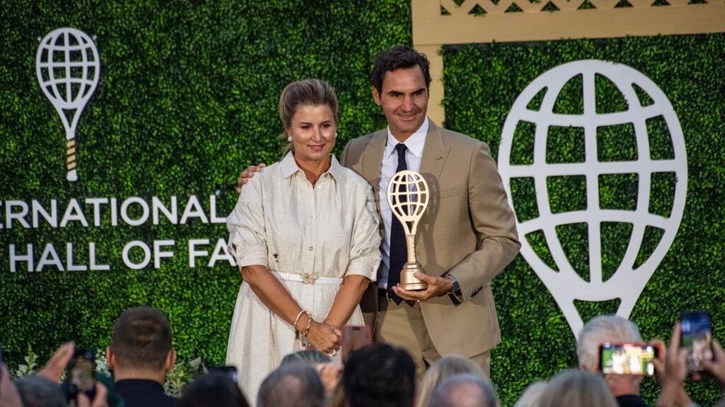 Amidst Tears and Fanfare, Roger Federer Is Inducted Into the International Tennis Hall of Fame in Newport