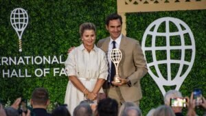 Amidst Tears and Fanfare, Roger Federer Is Inducted Into the International Tennis Hall of Fame in Newport Amidst Tears and Fanfare, Roger Federer Is Inducted Into the International Tennis Hall of Fame in Newport