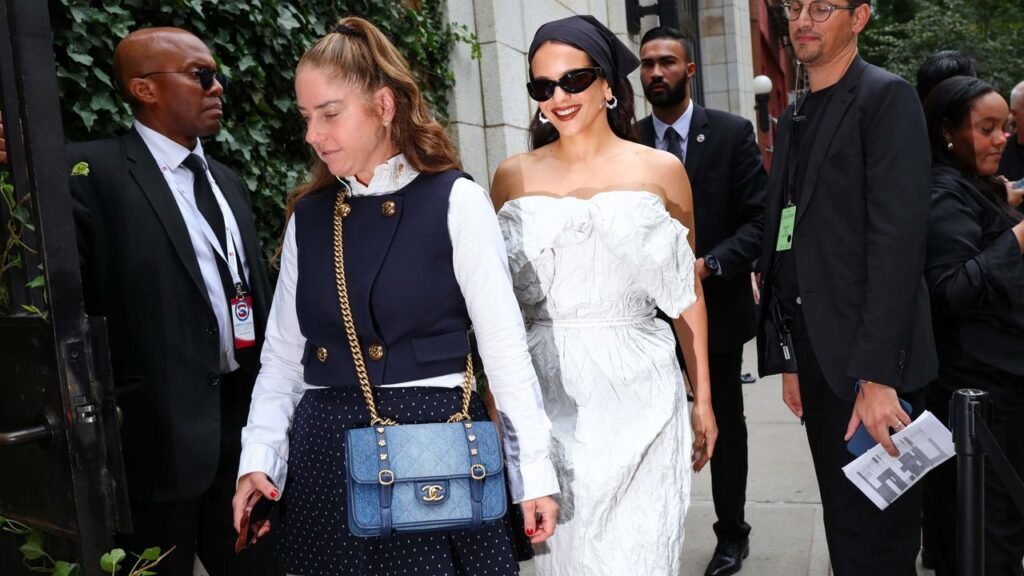 How to Wear a Handkerchief According to the Street Style Set
