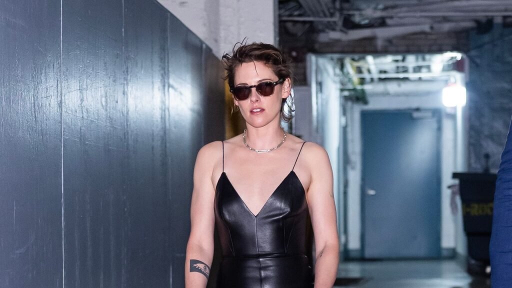 Kristen Stewart Has a Secret Styling Weapon for Day-to-Night Dressing Kristen Stewart Has a Secret Styling Weapon for Day-to-Night Dressing