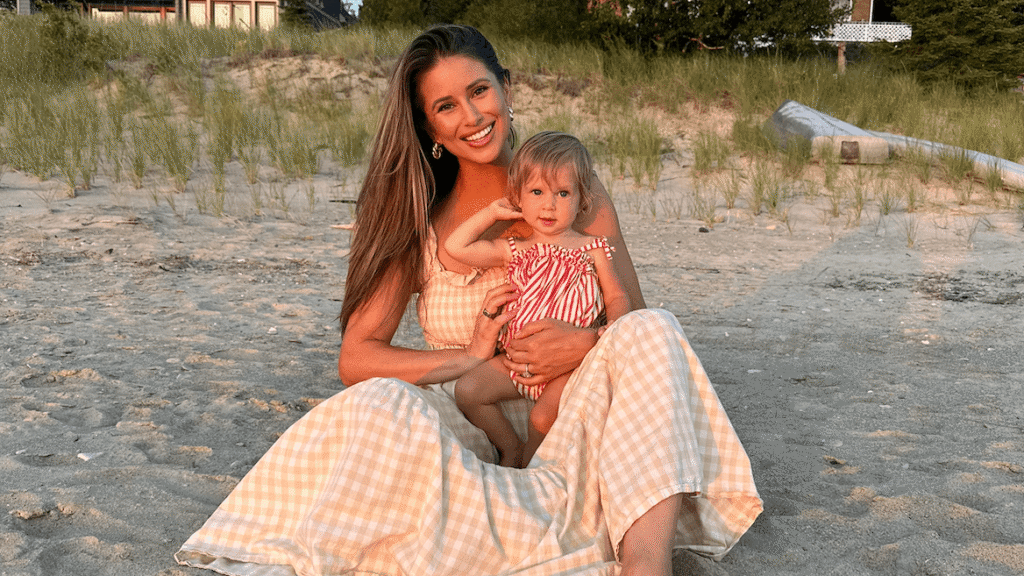 Nia Sanchez Can Wear a Prairie Dress and Throw a Punch, OK? Nia Sanchez Can Wear a Prairie Dress and Throw a Punch, OK?