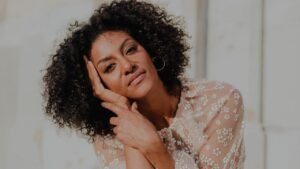Sarah Jones Fell Out of Love With America. Her New Play Takes It to Counseling