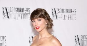 Taylor Swift’s Green Grammys Museum Dress Encapsulated Her Entire Discography Taylor Swift’s Green Grammys Museum Dress Encapsulated Her Entire Discography