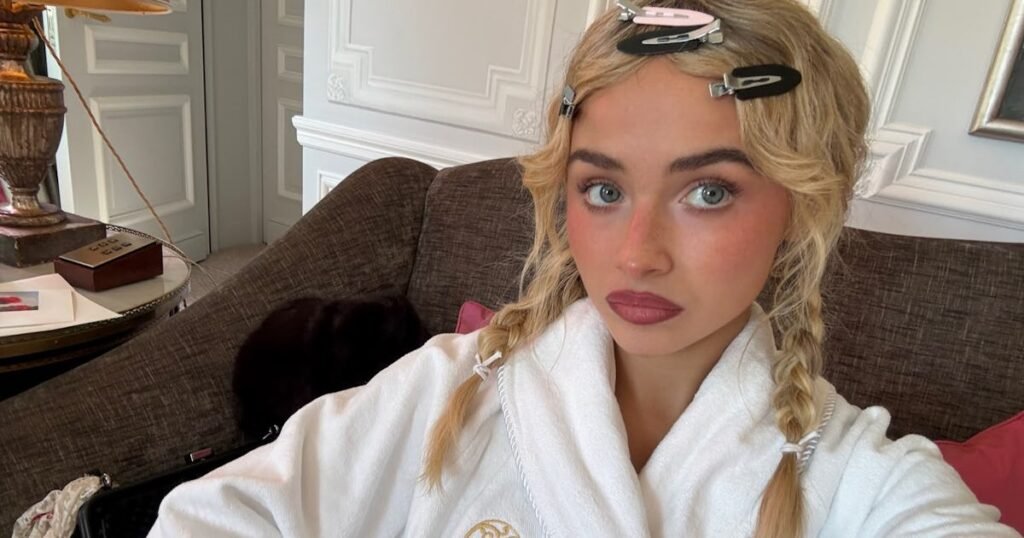 The 10 Best Celebrity Blush Looks Of 2026 (So Far) The 10 Best Celebrity Blush Looks Of 2026 (So Far)