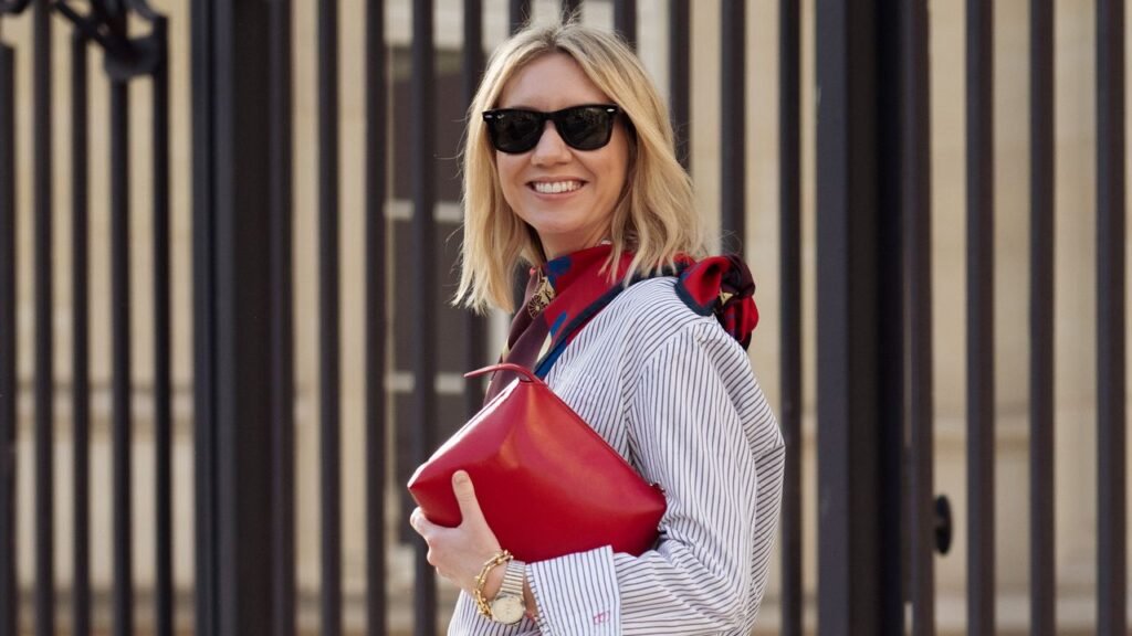 What to Wear to a Job Interview in 2026 Without Looking Boring