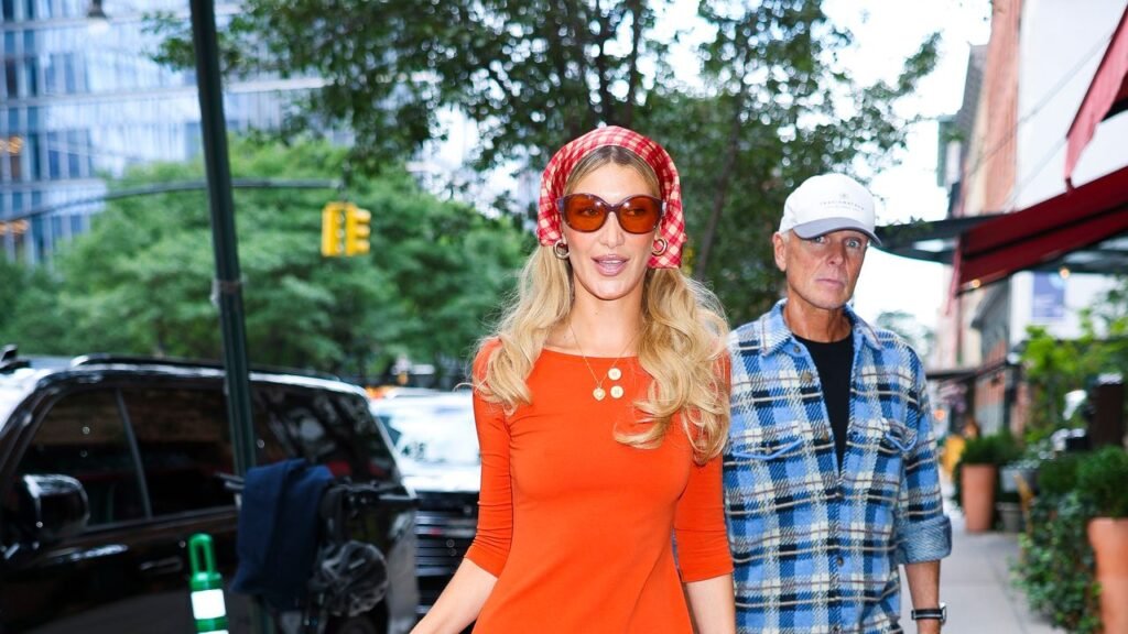 Bella Hadid Isn’t Ready To Let Go of Her Summer Staples Bella Hadid Isn’t Ready To Let Go of Her Summer Staples