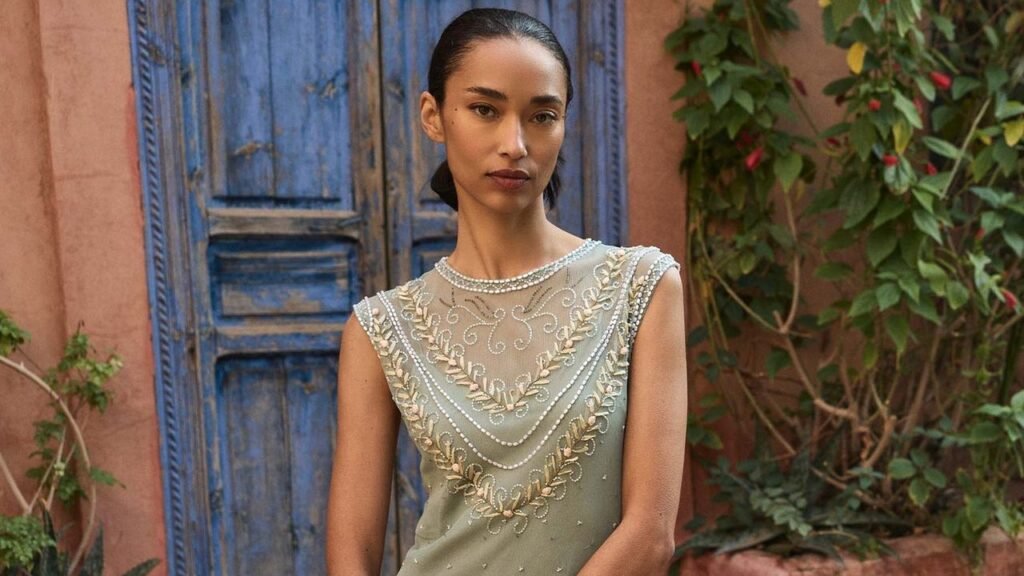 How to Wear the Art Deco Trend for Wedding Guest Dressing
