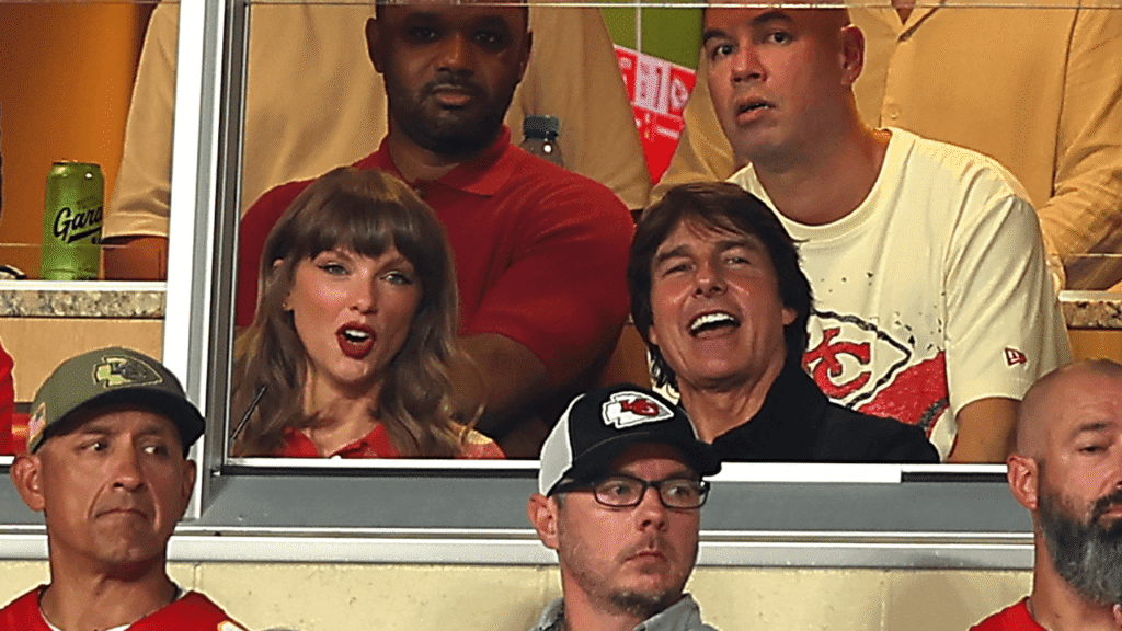 I Love How Much Tom Cruise Loves Taylor Swift I Love How Much Tom Cruise Loves Taylor Swift