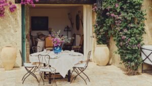 Inside the French Riviera Holiday Home of the Late Fashion Icon Jacqueline de Ribes