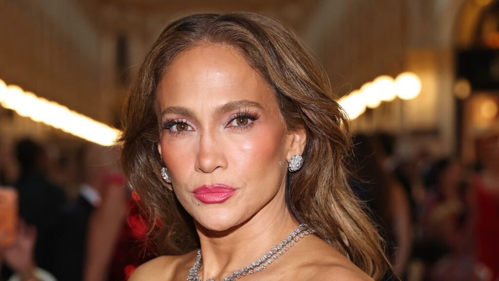 Jennifer Lopez Hit Vogue World 2026: Milano in Dolce Vita Glam Jennifer Lopez Hit Vogue World 2026: Milano in Dolce Vita Glam