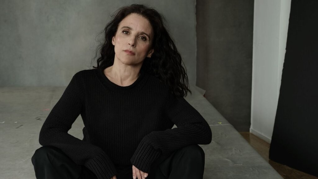On the Podcast: Julia Louis-Dreyfus on Making Her Broadway Debut and Going to Therapy With Her Mother