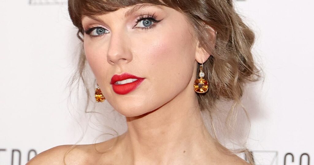 Taylor Swift’s Lob Made Its Red-Carpet Debut At The 2026 VMA Awards