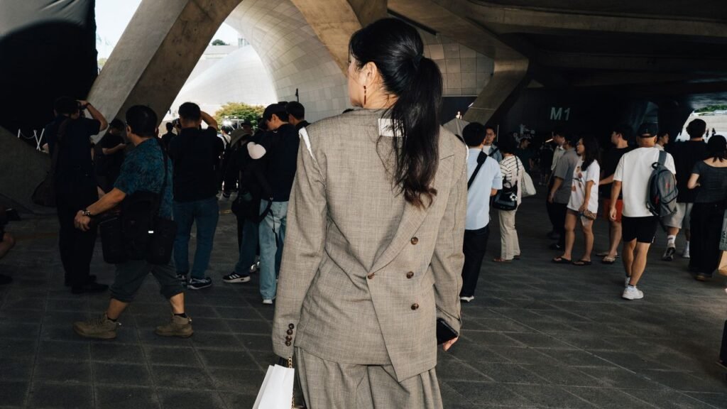 The Best Street Style Photos From the Spring 2027 Shows in Seoul