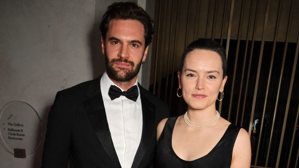 Tom Bateman and Daisy Ridley’s Complete Relationship Timeline