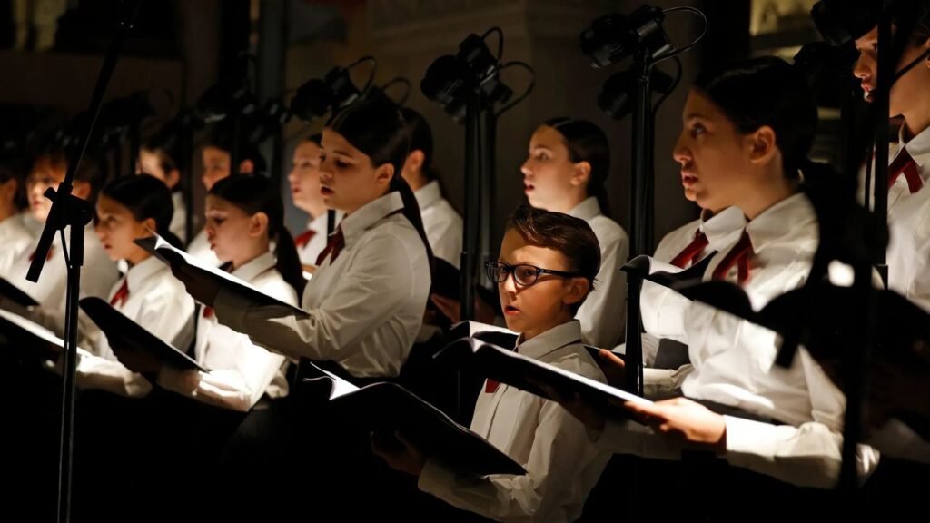 With Help From Benetton, the Teatro alla Scala Chorus Brought Old-World Romance to Vogue World 2026: Milano
