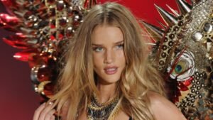 “It’s A Mindset”: Rosie Huntington-Whiteley On Returning To Victoria’s Secret 16 Years Later