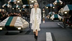 LVMH’s Fashion Sales Fall 5% in Q3