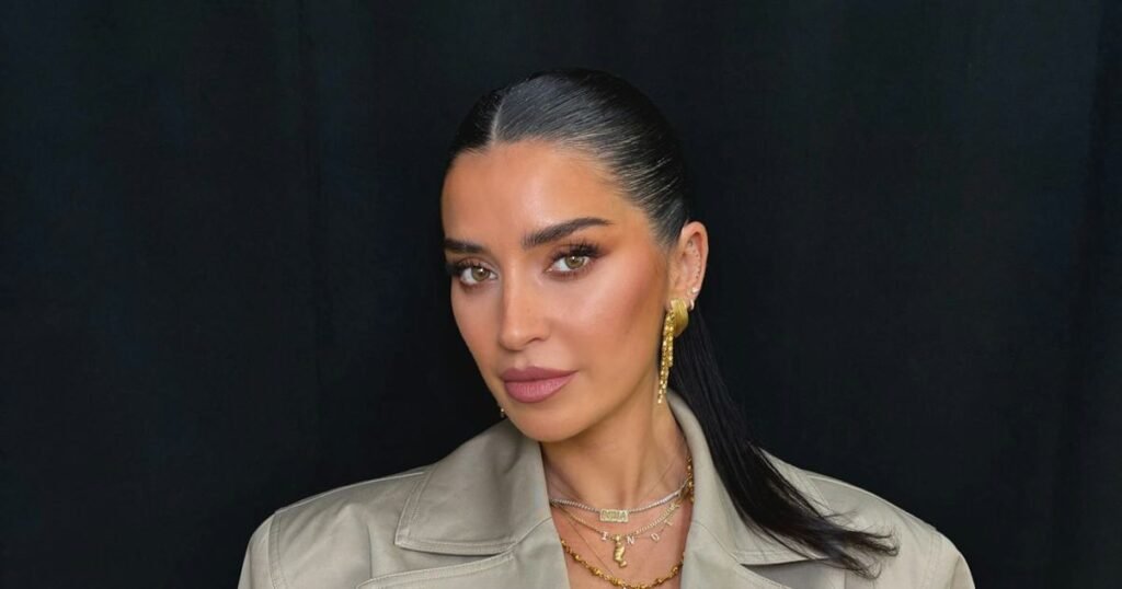 Nicole Williams English Has Perfected The Cool-Mom Uniform