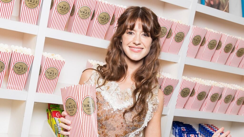 On the Podcast: Daisy Edgar-Jones Talks ‘Sense and Sensibility,’ Hair Discourse, and Sisterhood
