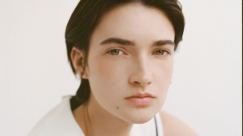 Polyglutamic Acid for Skin: Is It Better Than Hyaluronic Acid?