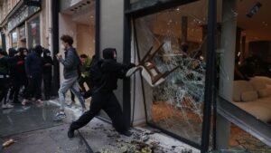Retail Executives Speak Out After Store Looting in Paris
