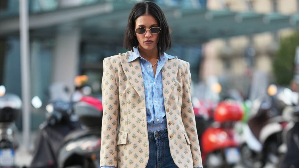 The Fall 2026 Denim Trends Are Bringing Back ’70s Silhouettes