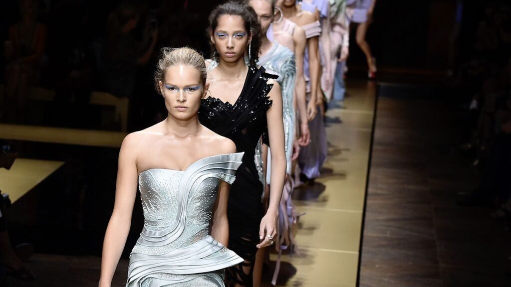 The Great Couture Comeback | Vogue The Great Couture Comeback | Vogue