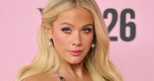 The Victoria’s Secret Fashion Show Performers All Wore Angelic Manicures