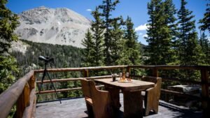 This New Lodge in Colorado Is Redefining the Western Ranch