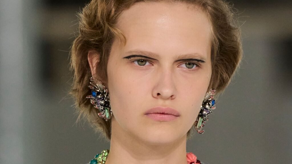 Vogue’s Paris Beauty Trend Report
