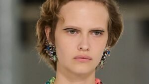 Vogue’s Paris Beauty Trend Report
