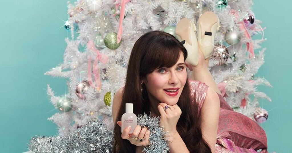 Zooey Deschanel’s Holiday Decor Strategy Kicks Off On November 1